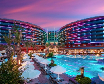 Kirman Calyptus Resort & Spa Hotel